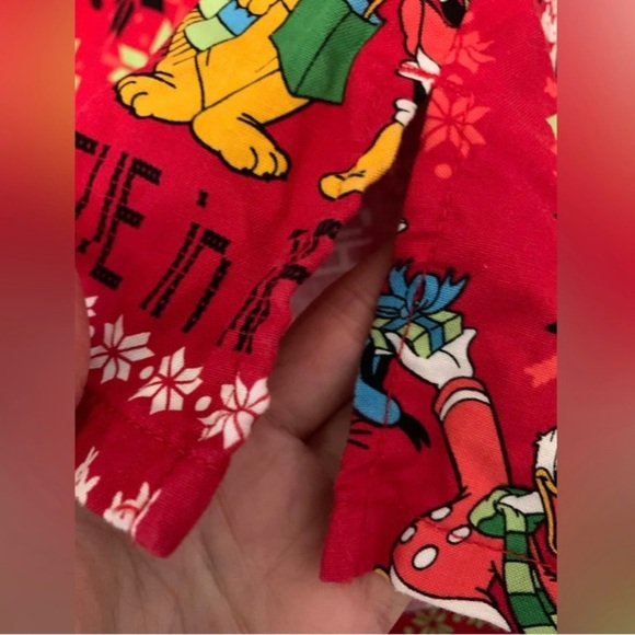 Disney Minnie Mouse Red Scrub Top-Women’s Size XS-100% Cotton-Shirt-Daisy - Picture 10 of 11